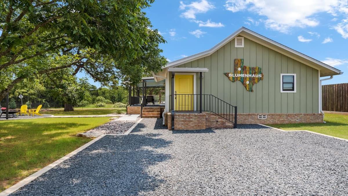 Blumenhaus Sleeps 6 Full Kitchen Plus Hot Tub Fredericksburg Buitenkant foto
